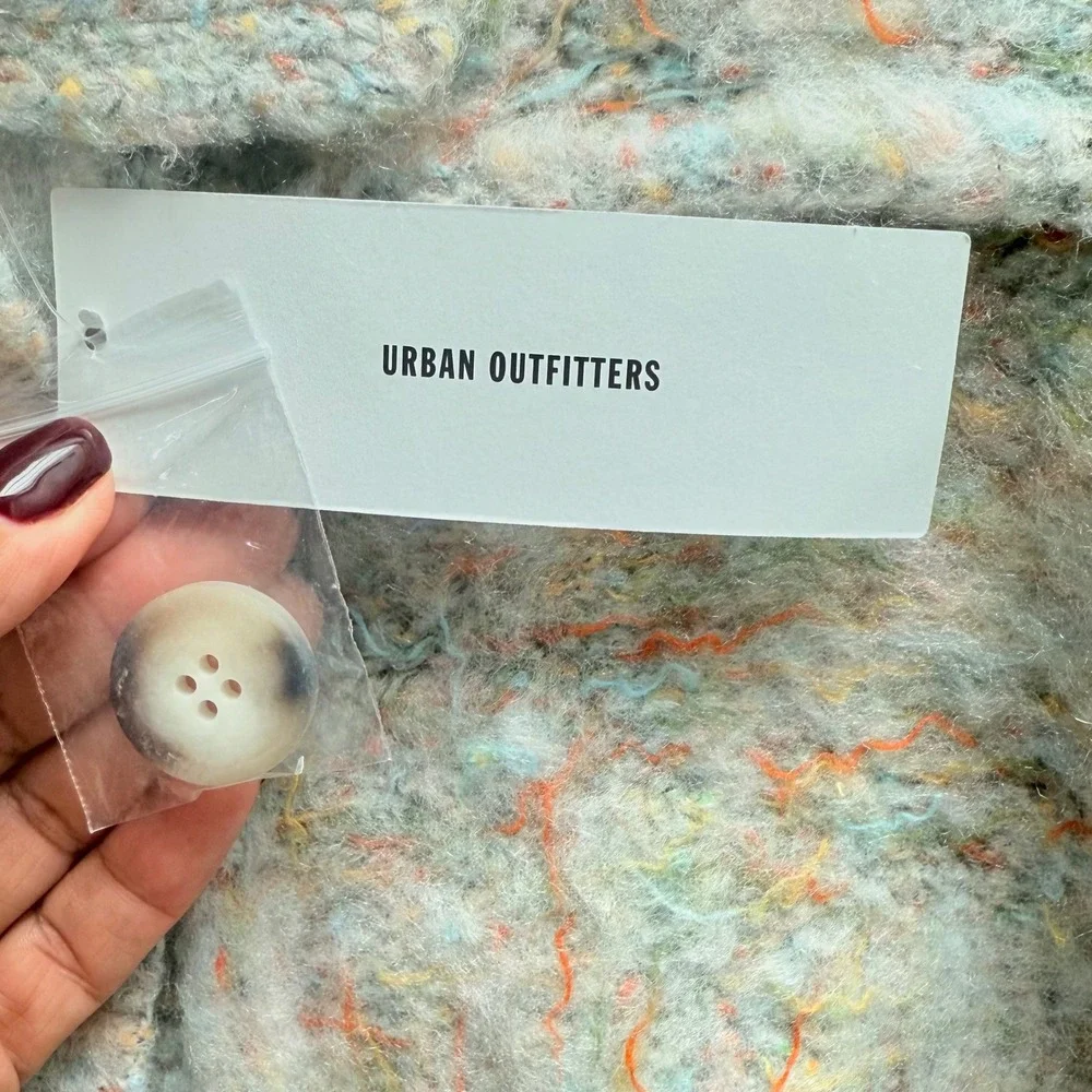 Urban Outfitters‎ Kimchi Blue XS Cropped Knit Button Up Multicolor Boho Sweater - Picture 5 of 10